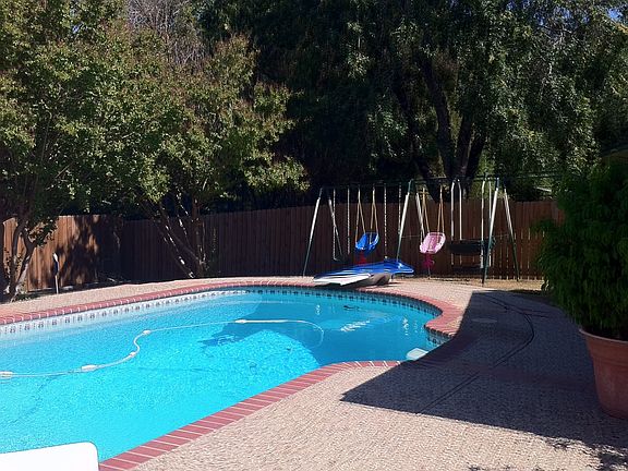 2nd image of 12422 La Albada St