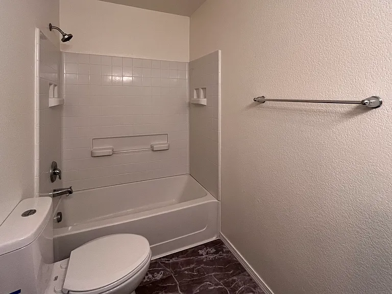 7350 Countryside Grv — Photo 14