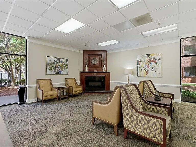 300 Johnson Ferry Rd #B915 — Photo 21