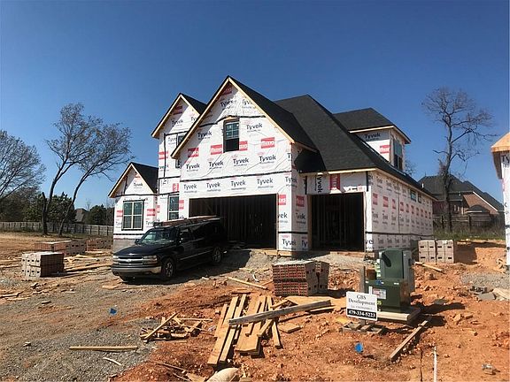 2nd image of 1202 SW Clarendon Ave