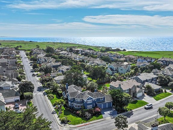 2nd image of 66 Spyglass Ct