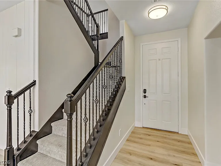 11223 Tribiani Ave — Photo 20
