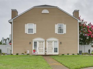 205 Attwick Ct, Chesapeake, VA 23320
