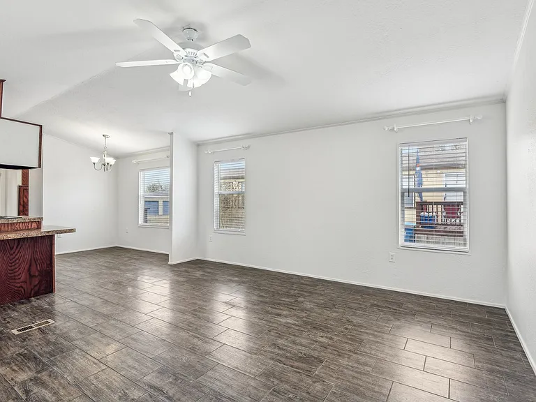 Northbrook Villas Community — Photo 25