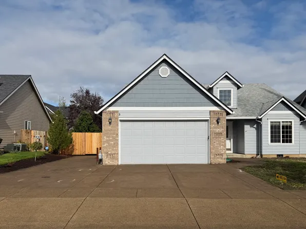 1614 SE 11th Pl, Canby, OR 97013