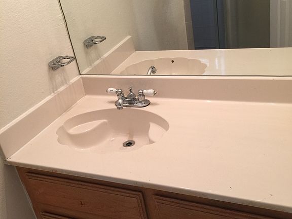 5th image of 2808 N 32nd St APT 4