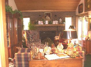 2 Laurelton Trl, Flemington, NJ 08822