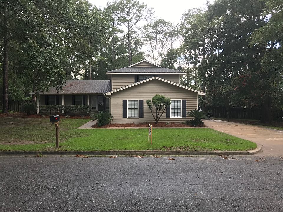 1st image of 121 Princeton Ln