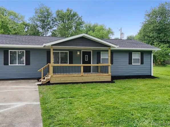 1215 Kenwood Drive, Austin, IN 47102