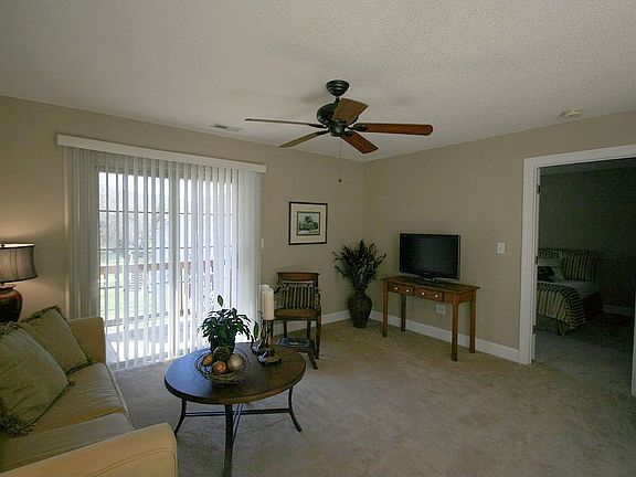 5th image of 234 Wash Creek Dr