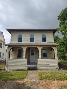 619 N Madison St, Clinton, IL, 61727