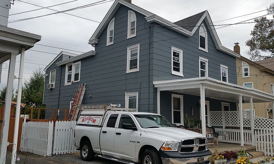 2nd image of 108 N Main St