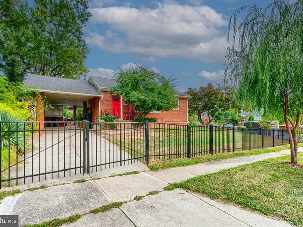 6716 Stockton Ln, Hyattsville, MD 20784