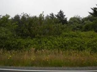 630 Canal Dr NE, Ocean Shores, WA 98569
