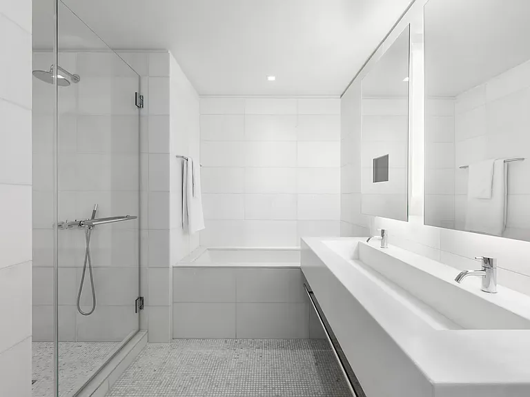 400 E 67th St #5J — Photo 7