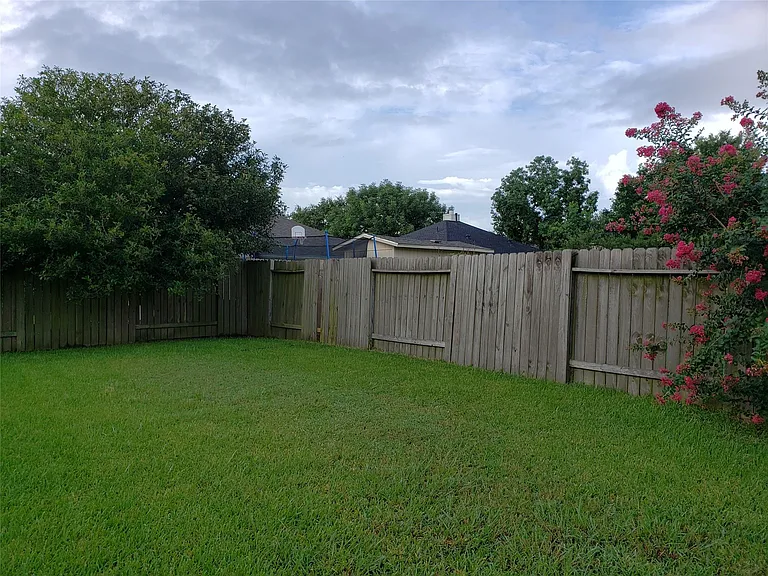 6327 Hayman Dr — Photo 20