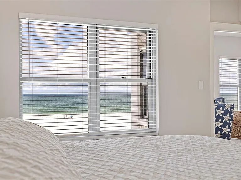 4950 Gulf Blvd #404 — Photo 32