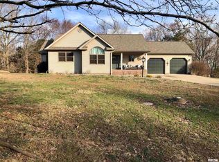 125 Tepee Rdg, Goreville, IL 62939