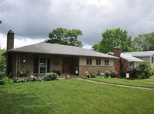 4813 S Emblem Dr, Pittsburgh, PA 15236
