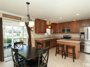 808 Pristine Ln, Rolesville, NC 27571