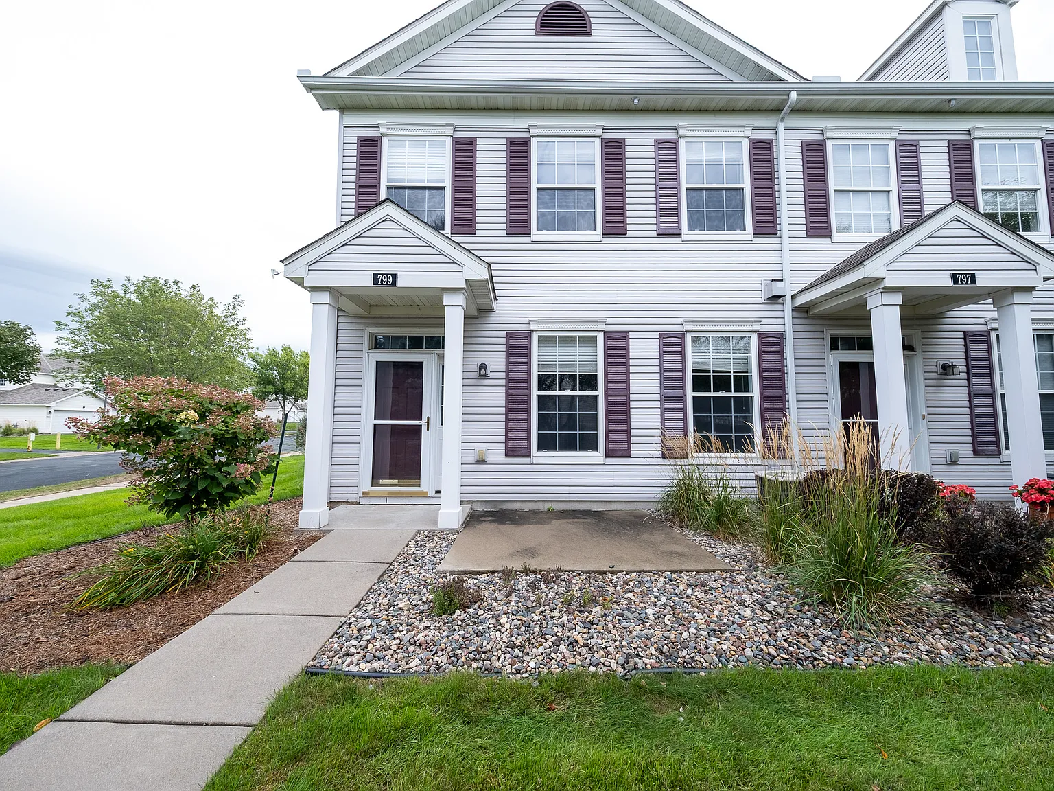 Cobblestone Way, Shakopee (799) LS JS - 1 — Photo 1