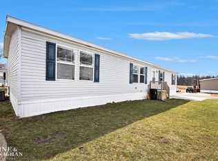 1846 Ponderosa Ave, Columbus, MI
