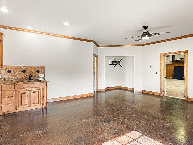 9640 Houston Hill Rd — Photo 8