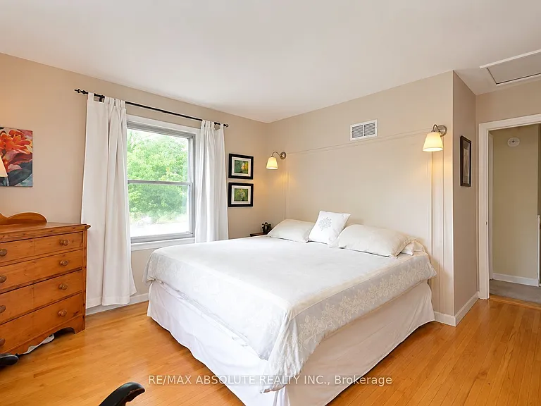 1 Arundel Ave — Photo 9