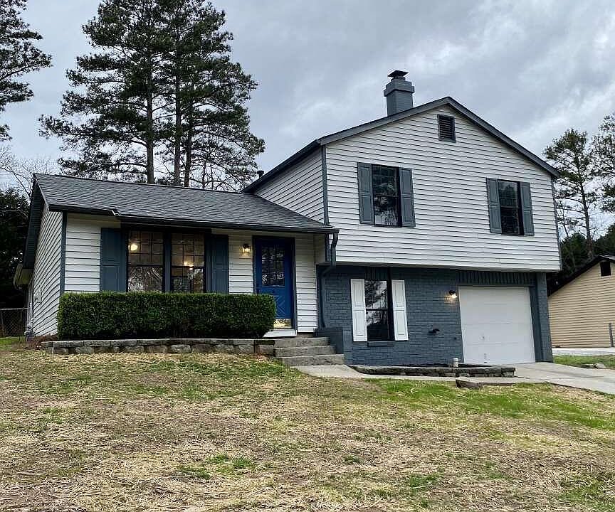 1st image of 1035 Sweetwater Cir