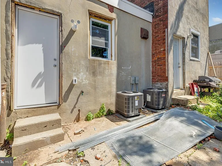 410 Diamond St #1 — Photo 13