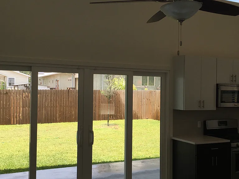 914 Morrow St — Photo 10