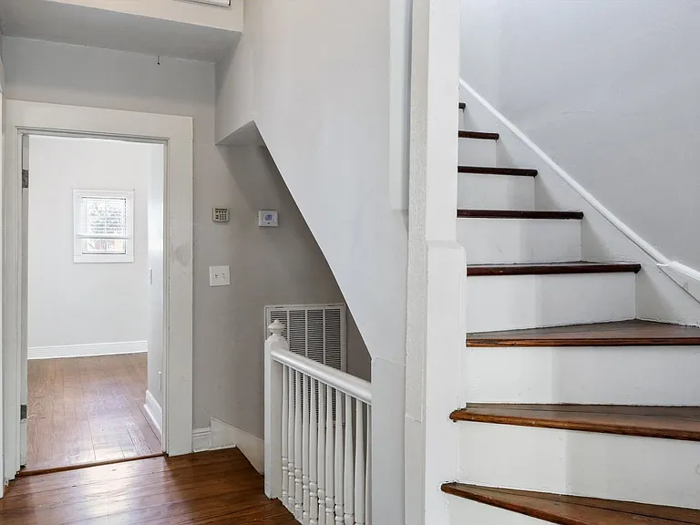 1312 Lincoln St — Photo 25