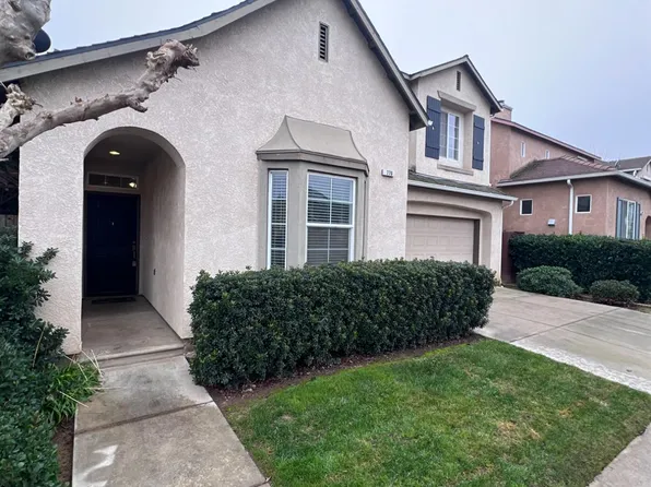 770 W Brittany Ln, Clovis, CA 93619