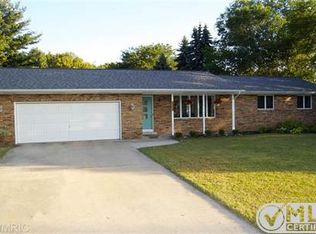 170 W 35th St, Holland, MI 49423