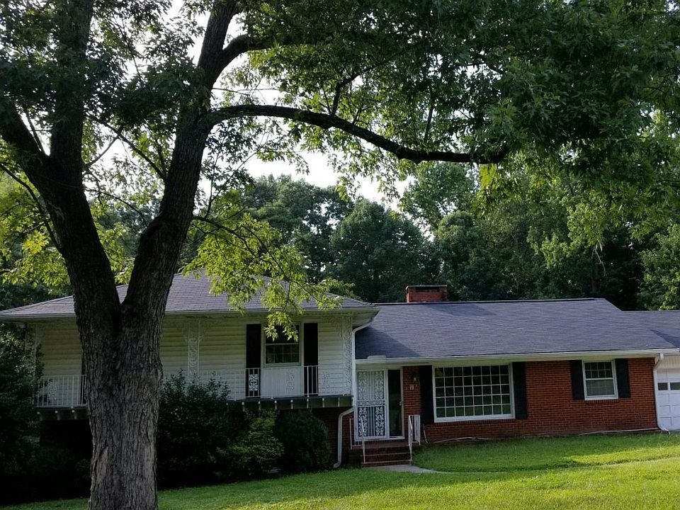 2nd image of 1011 Jerome Rd