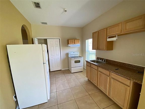 3rd image of 2151 Great Falls Way