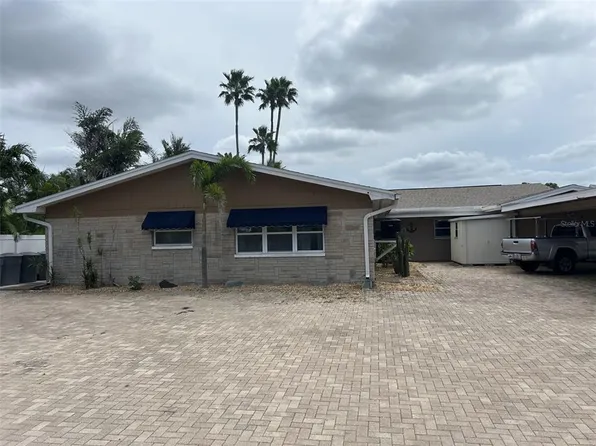 365 Capri Blvd, Treasure Island, FL 33706