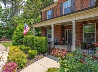 4398 Birdseye Dr, Kernersville, NC 27284