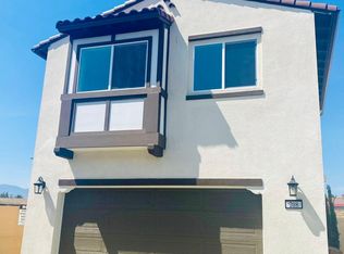 208 Bonita Ln, Rialto, CA 92376