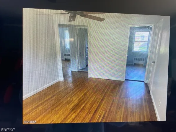 12A Carolyn Ter, Roselle Boro, NJ 07203