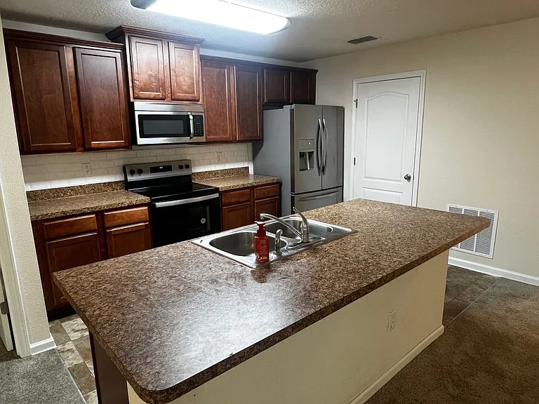 239 Brooklet Cir — Photo 7