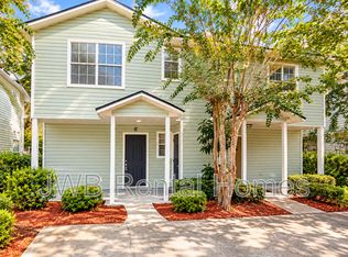 79 W 5th St, Atlantic Beach, FL 32233
