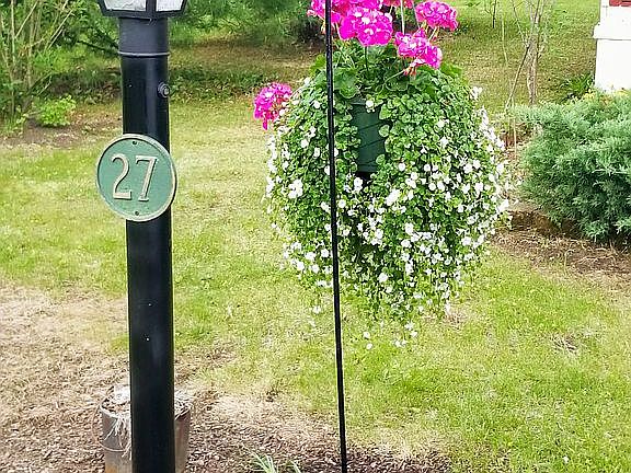 Std lamp post with lot #27