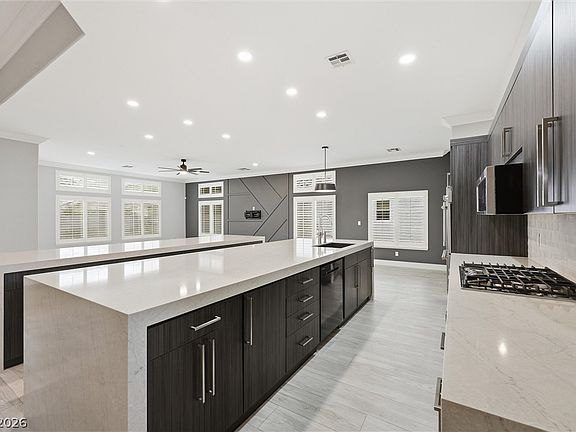 4th image of 6149 Markleham Ave