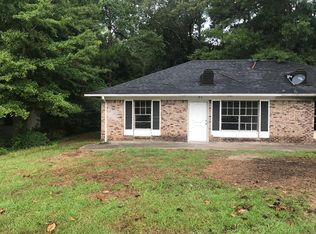 2085 Flowers Dr, Jackson, MS 39204