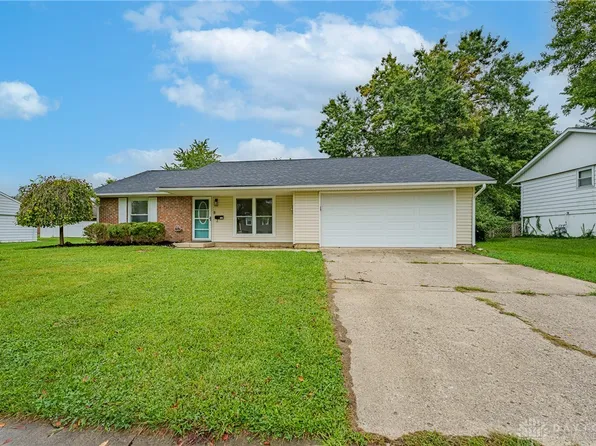 424 Gregory Ct, Lebanon, OH 45036