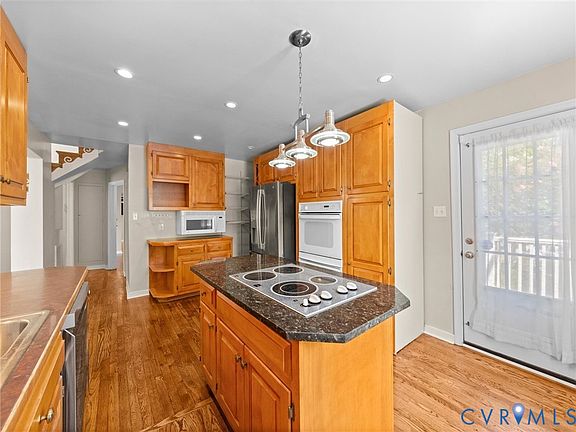 5th image of 1601 Brigham Rd
