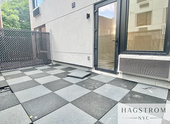 Rented by Hagstrom Management Inc | media 17