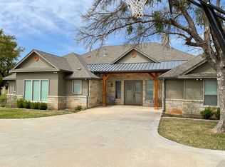 1013 Robin Ln, Graford, TX 76449