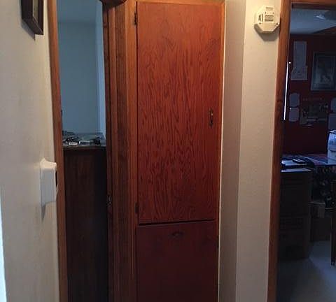 3rd image of 707 Juanita St